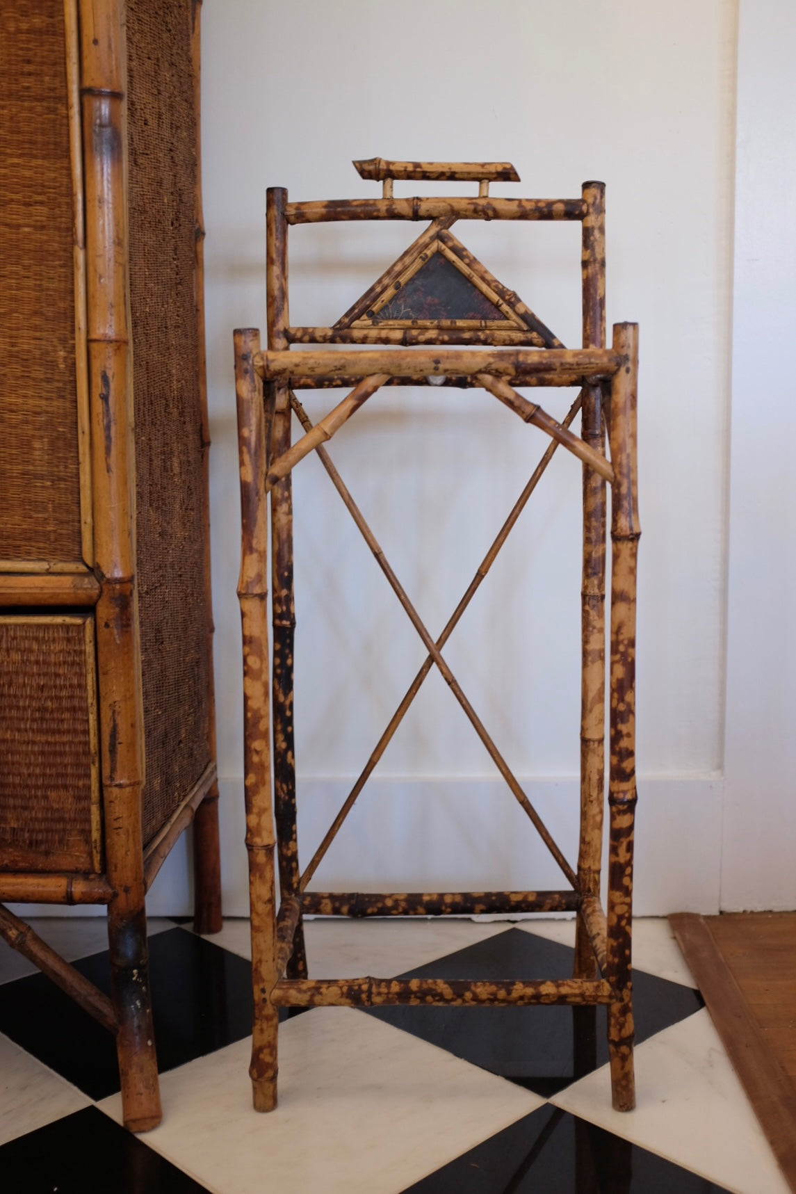Antique Burnt Bamboo Umbrella Stand