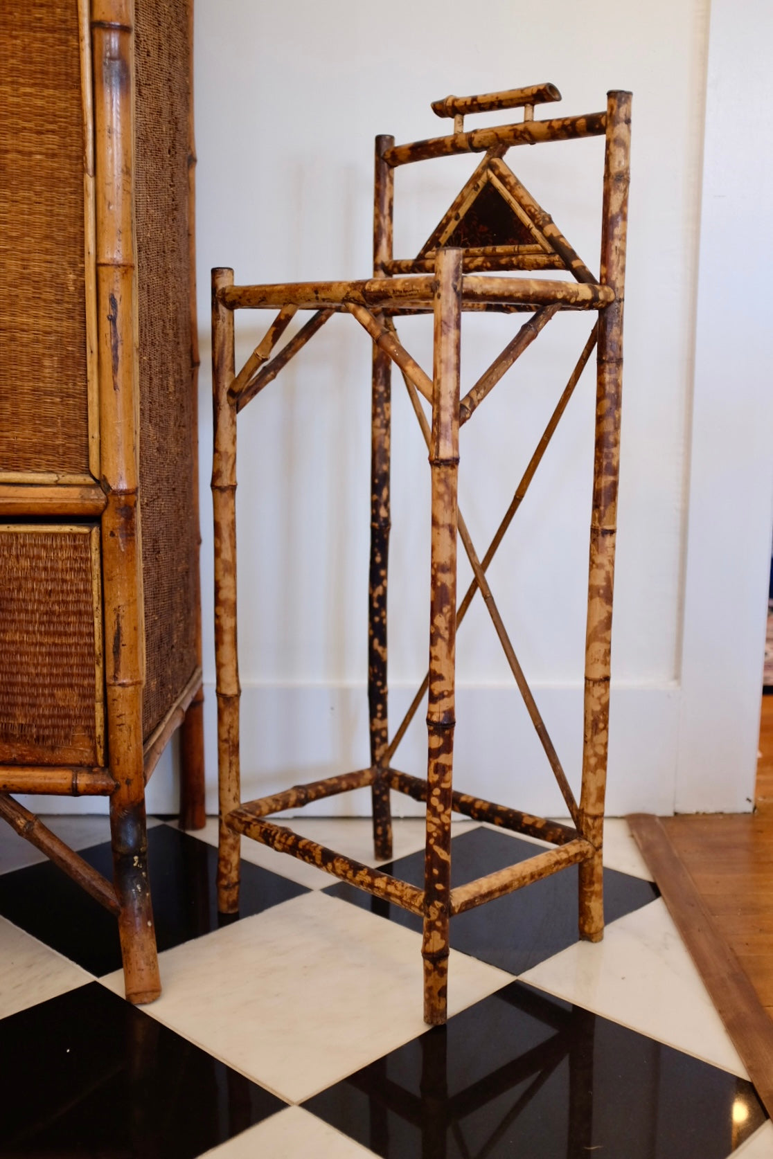 Antique Burnt Bamboo Umbrella Stand