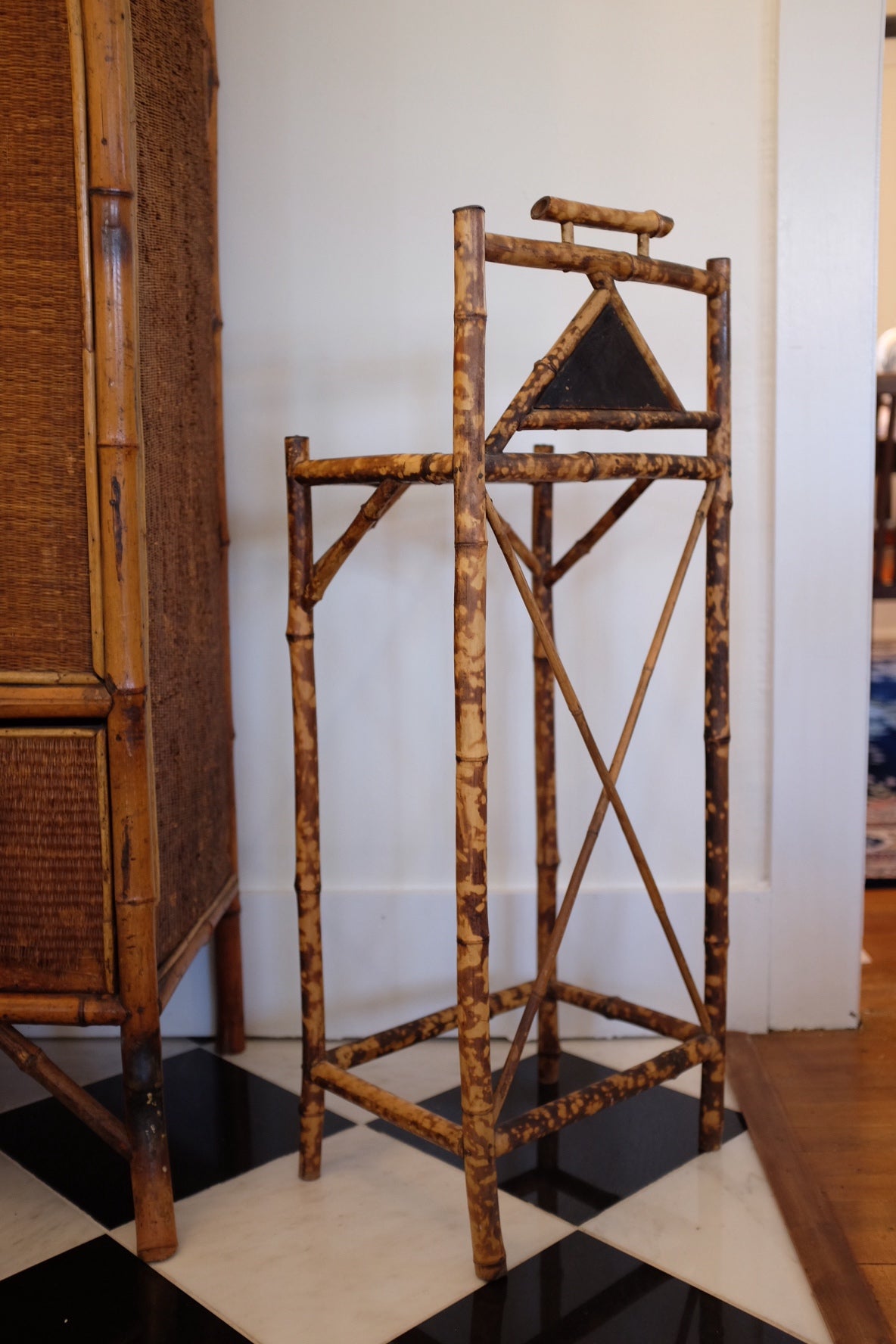 Antique Burnt Bamboo Umbrella Stand