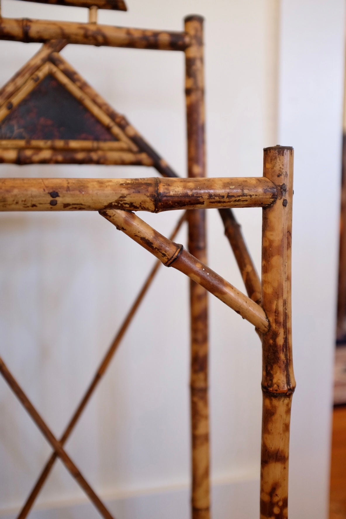 Antique Burnt Bamboo Umbrella Stand