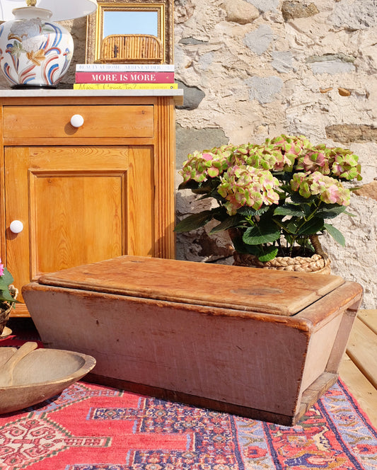 Antique Extra Large Dough Box Chest with Lid
