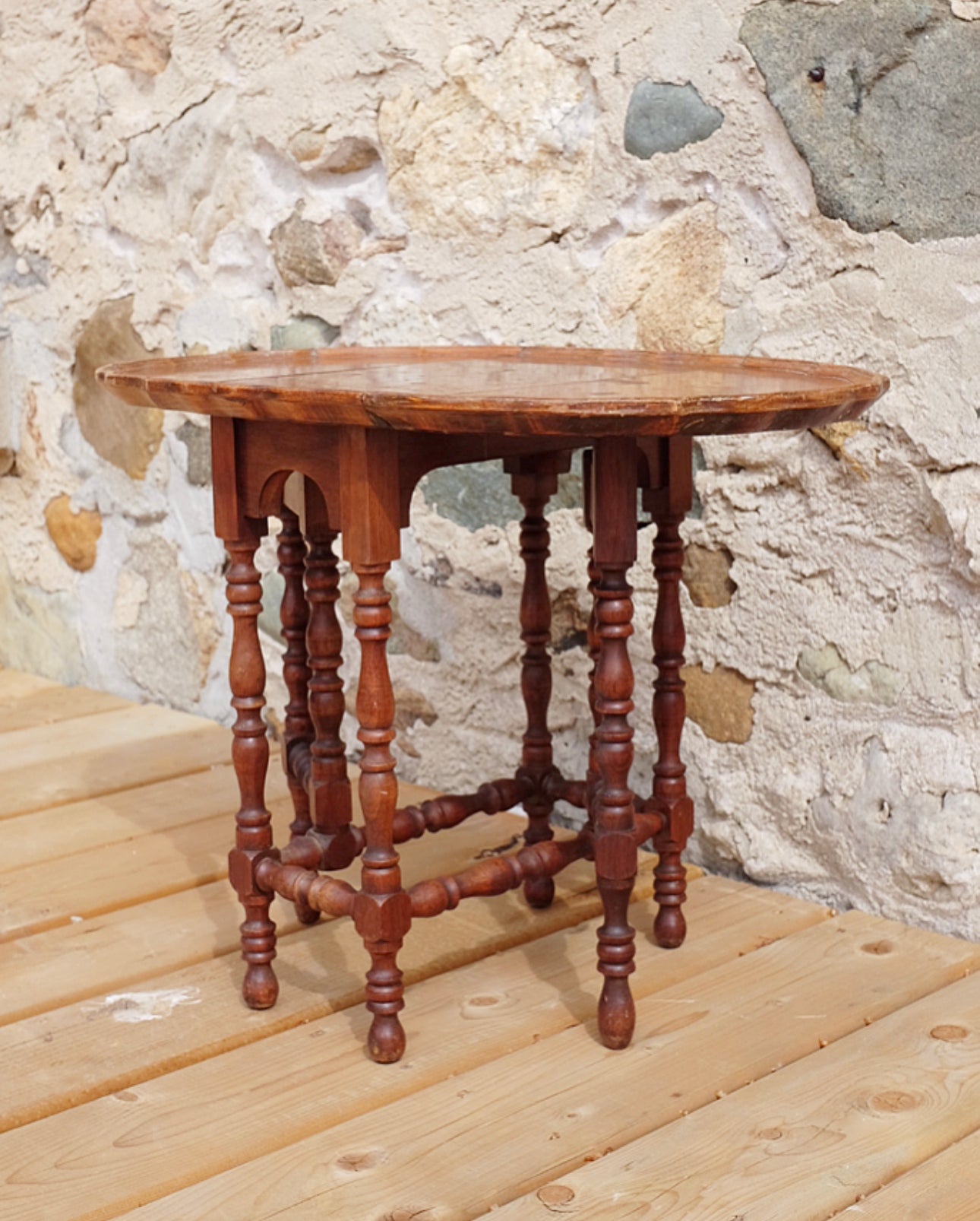 Small Gateleg Drinks Table
