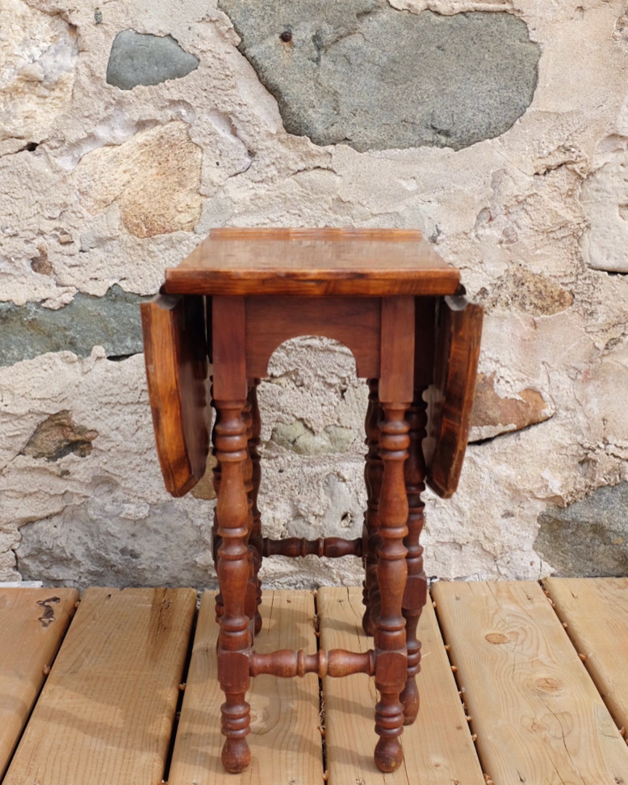 Small Gateleg Drinks Table