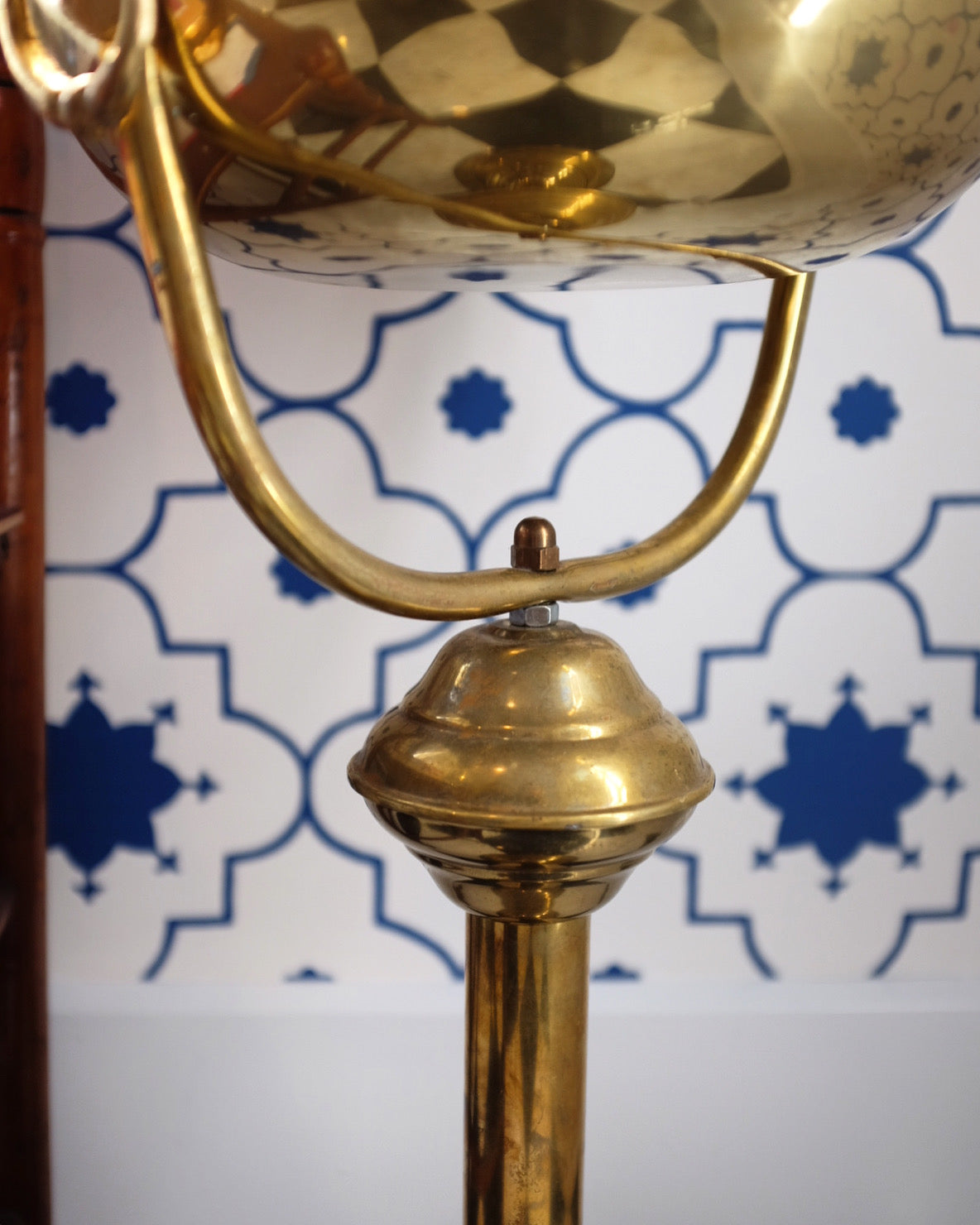 Large Brass Lions Head Floor Champagne Bucket