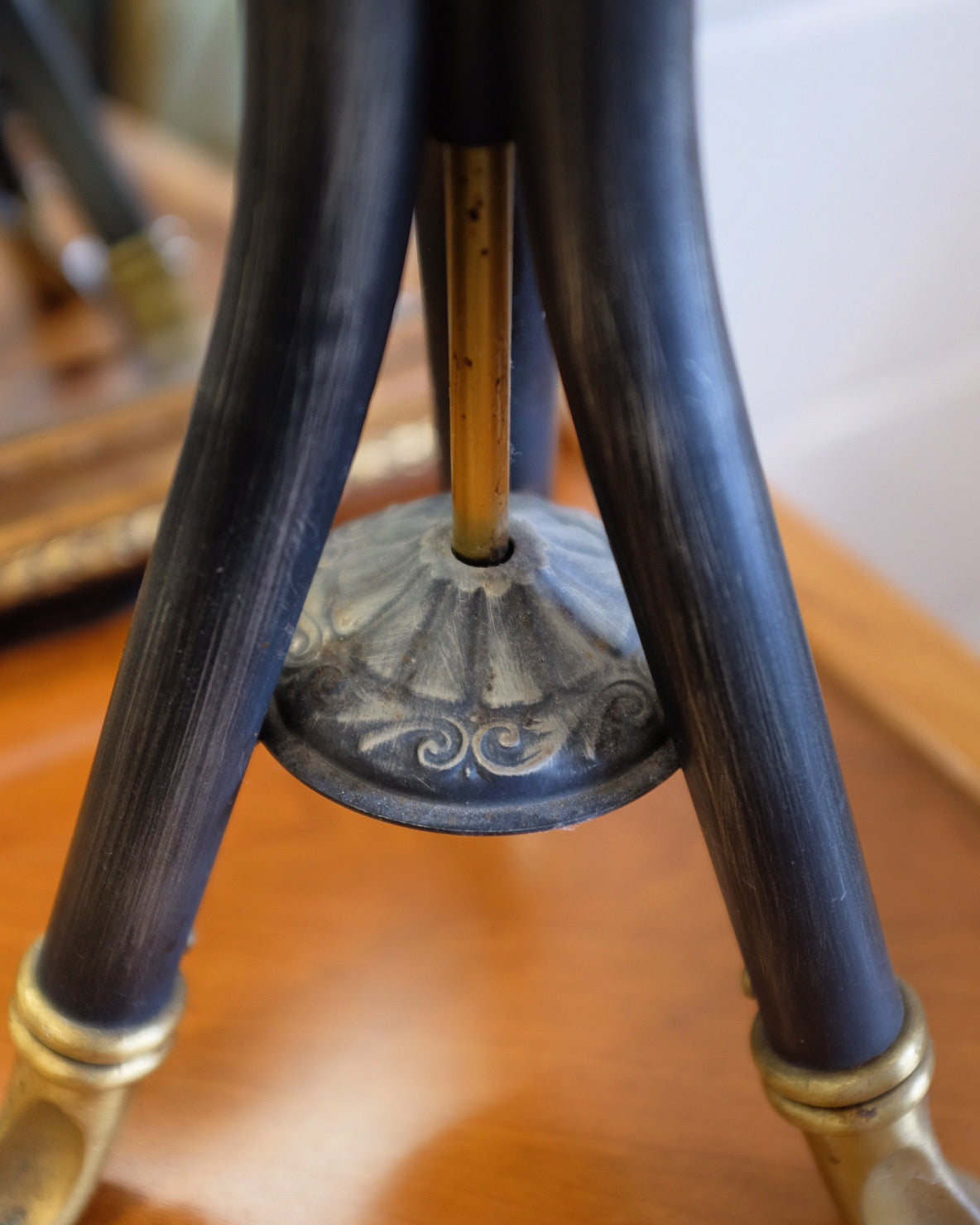 Black Metal and Brass Swan Lamp