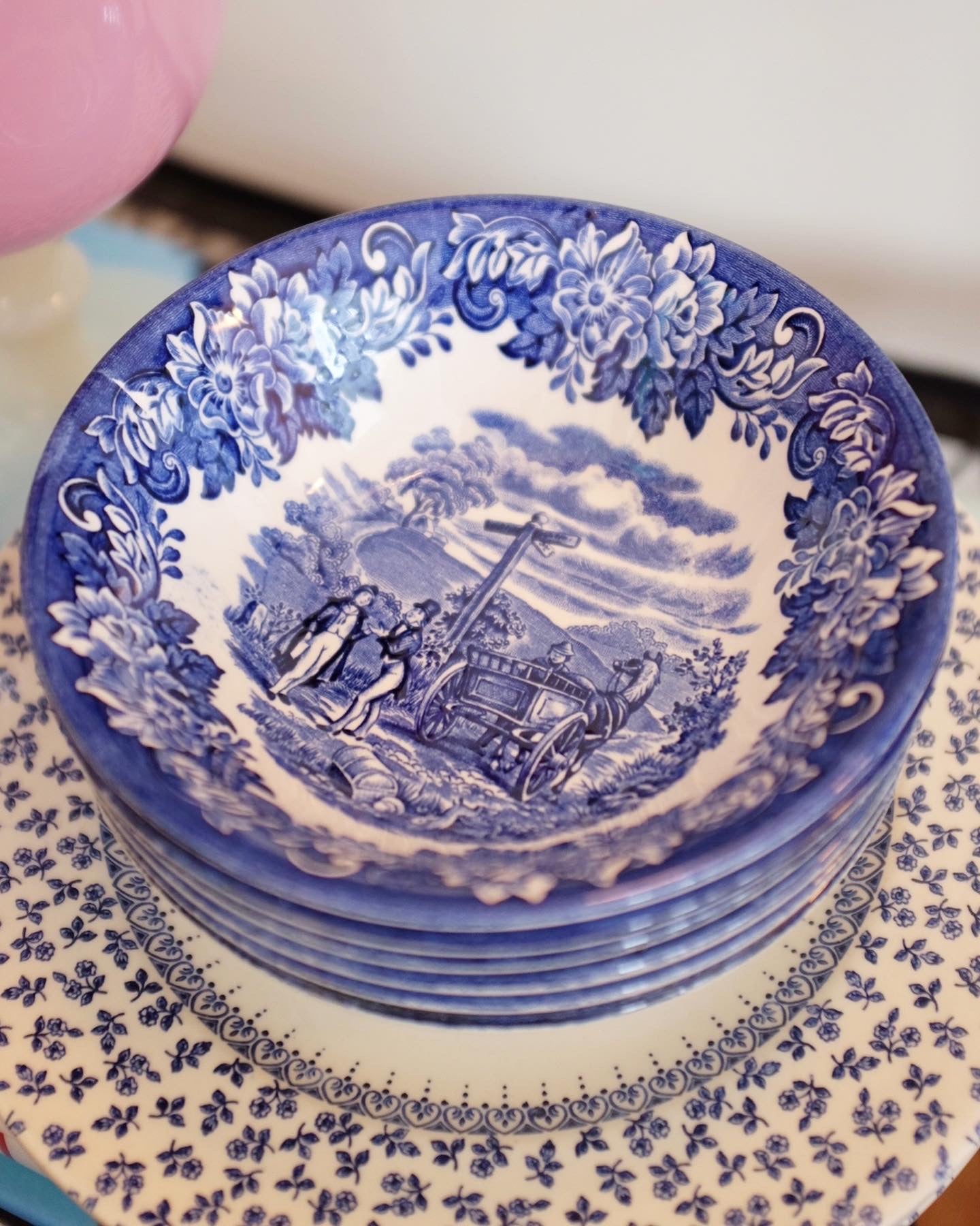 Set of 6 Dicken Series Blue & White Bowls