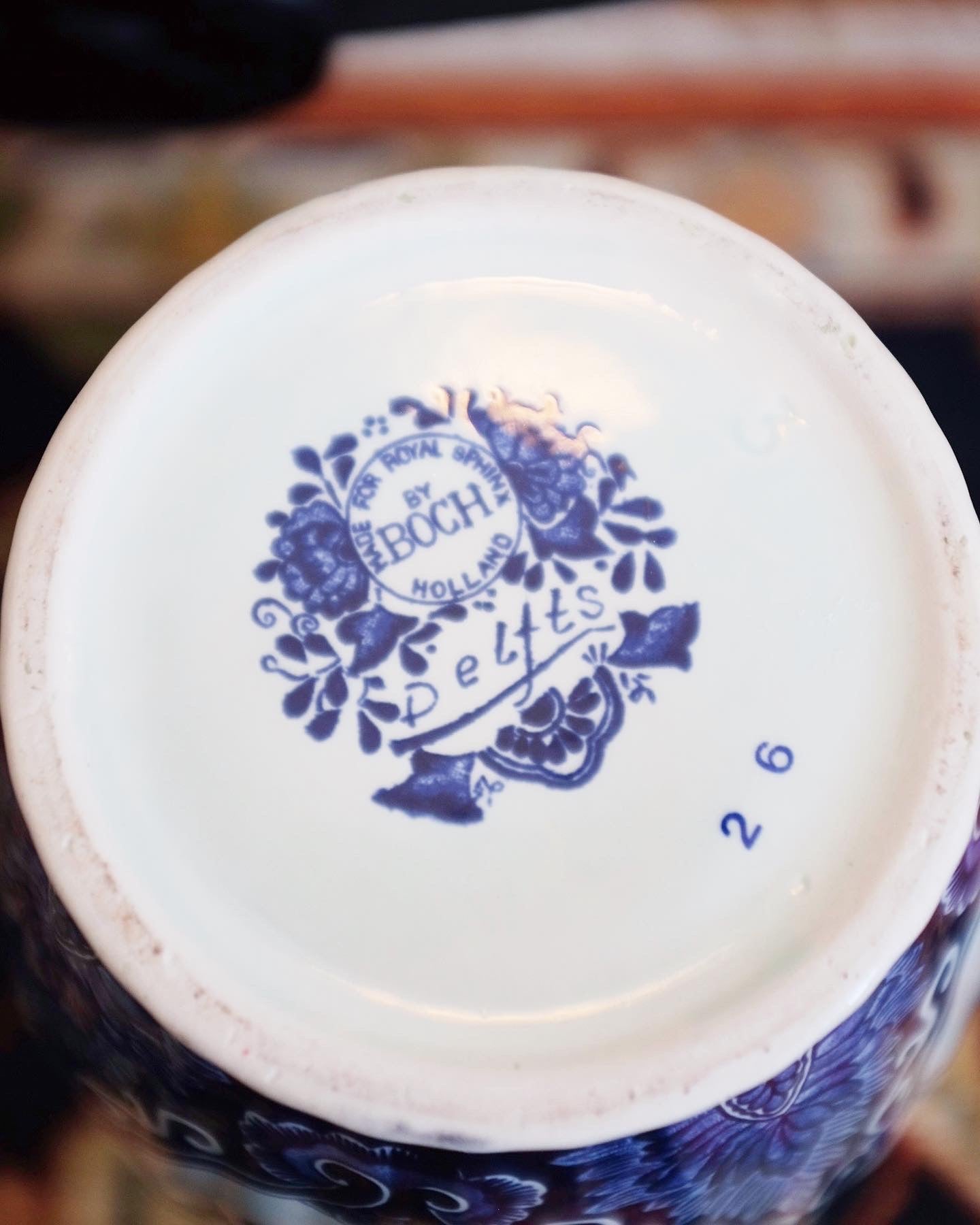 Royal Sphinx for Bosch Delft Ginger Jar with Foo Dog Finial