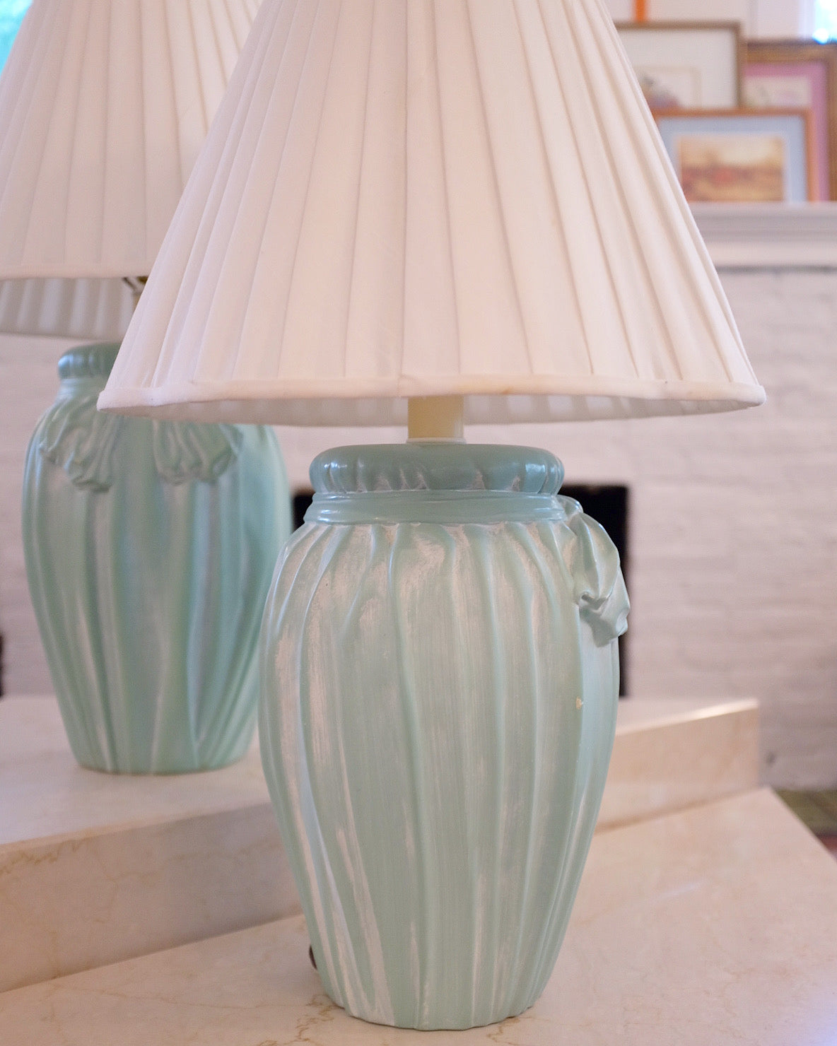 Sea Foam Bow Plaster Lamps