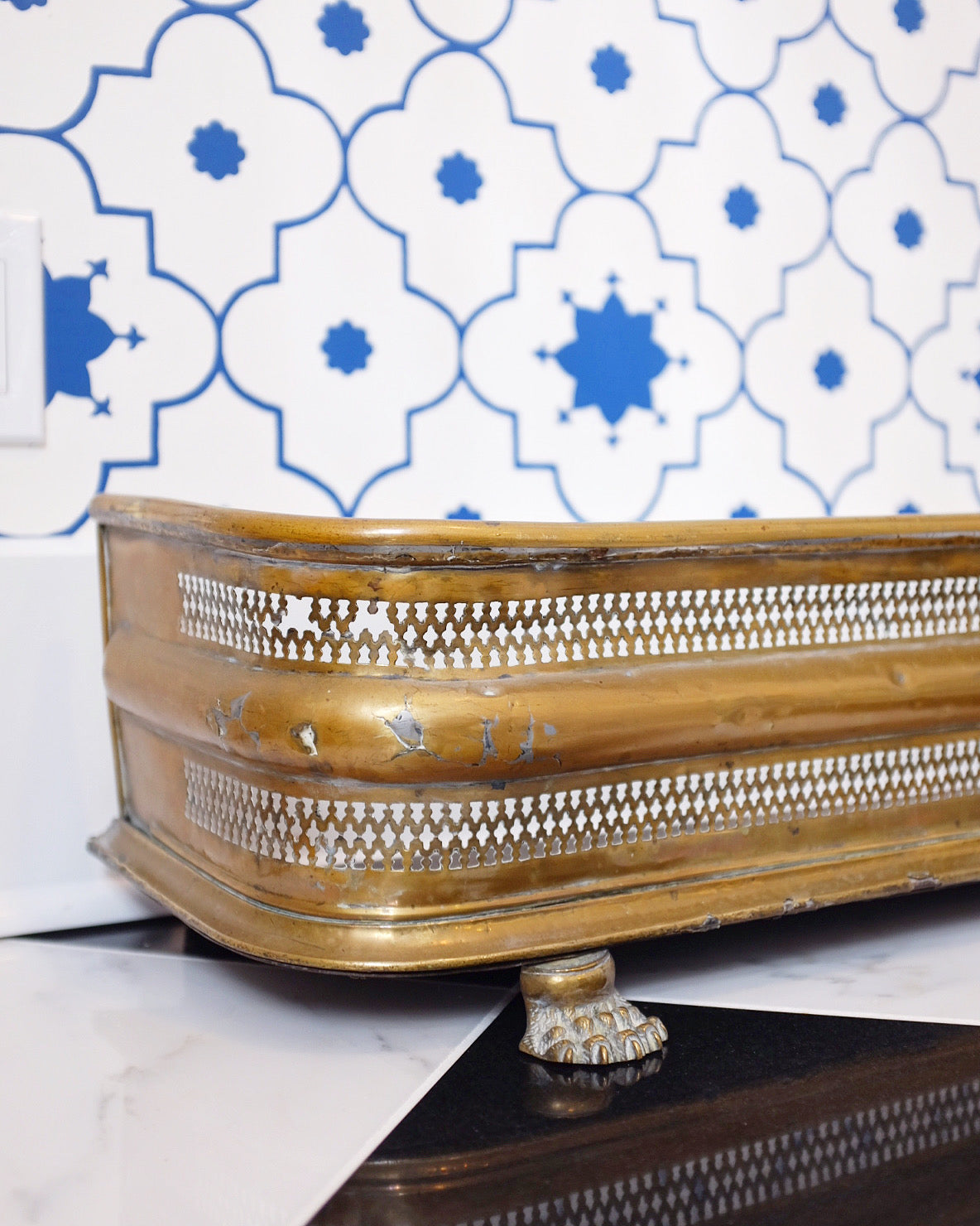 Brass Clawfoot Fireplace Fender