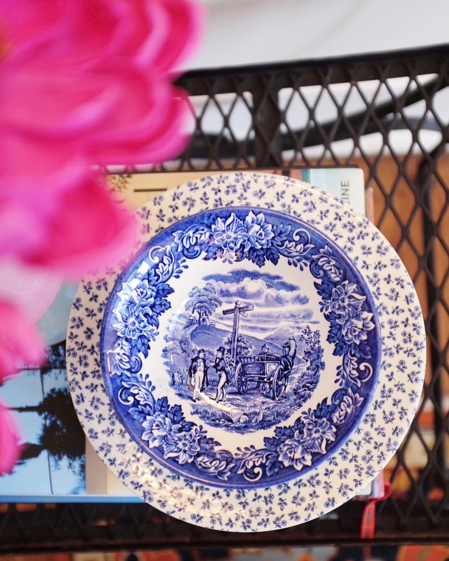 Set of 6 Dicken Series Blue & White Bowls