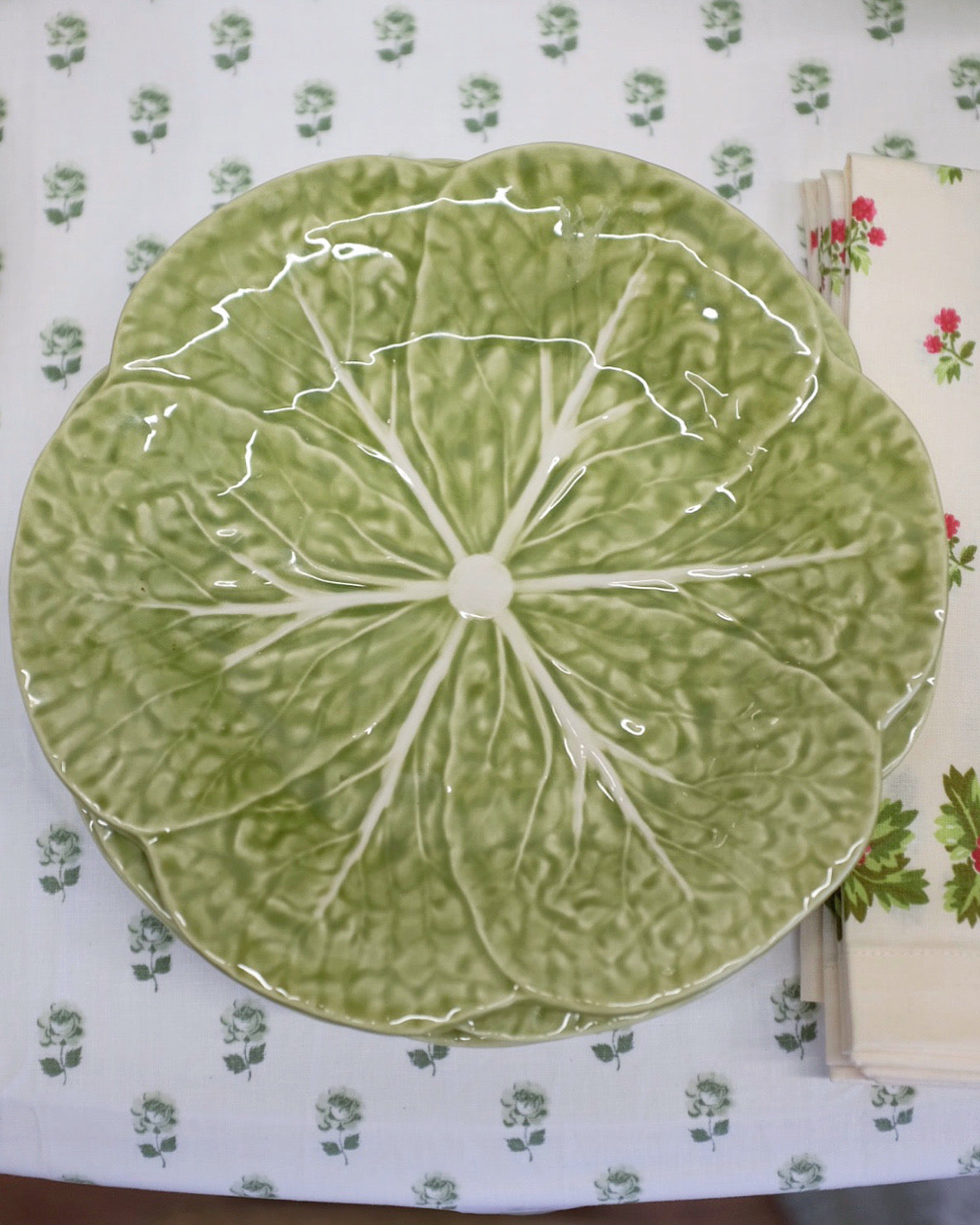 Set of 4 Green Bordallo Pinheiro Cabbage Plates